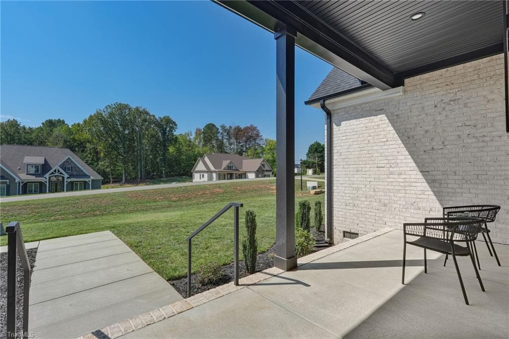Stick/Site Built at 7618 Pemberley Drive, Oak Ridge NC 27310, Oak Ridge, photo 7 of 88
