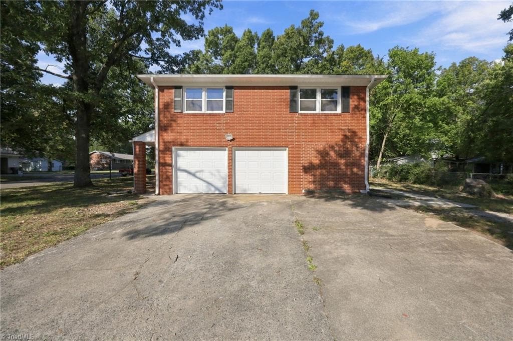 Stick/Site Built at 532 Oakwood Lane, Graham NC 27253, Graham, photo 34 of 42