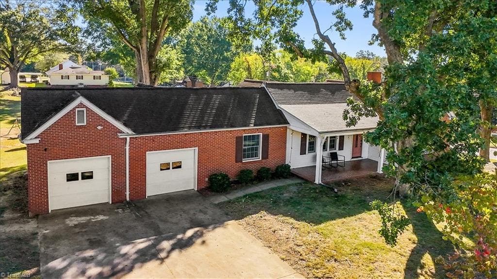 Stick/Site Built at 100 N Johnston Street, Eden NC 27288, Eden, photo 2 of 40