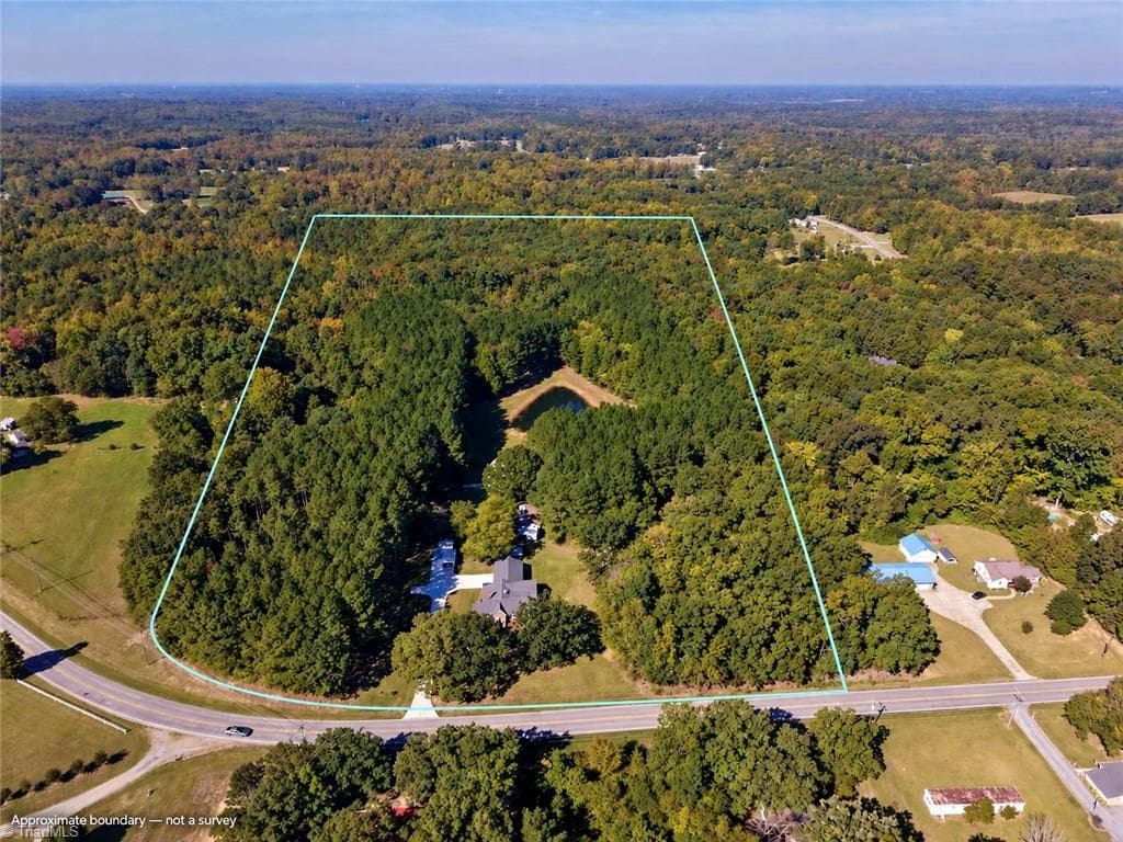 Stick/Site Built at 1036 Cunningham Road, Thomasville NC 27360, photo 46 of 48