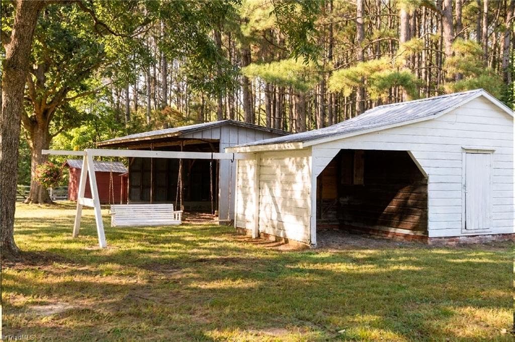 Stick/Site Built at 1036 Cunningham Road, Thomasville NC 27360, photo 32 of 48