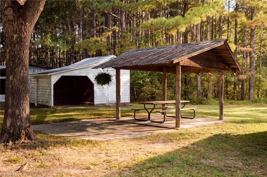 Stick/Site Built at 1036 Cunningham Road, Thomasville NC 27360, photo 33 of 48