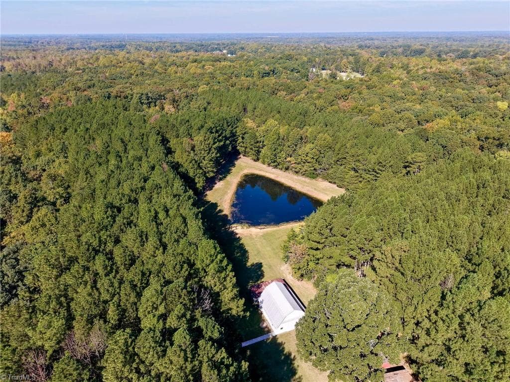 Stick/Site Built at 1036 Cunningham Road, Thomasville NC 27360, photo 40 of 48