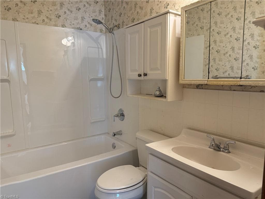 Stick/Site Built at 3700 Murchie Street, Greensboro NC 27405, photo 9 of 19