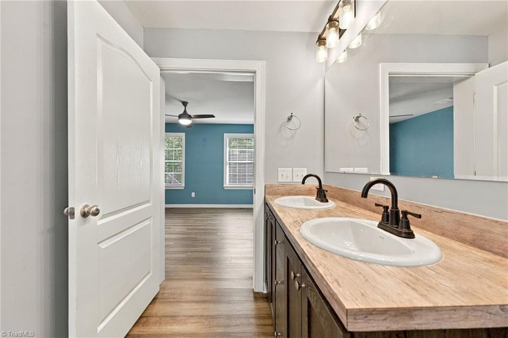 Modular at 5665 Baptist Assembly Road, Julian NC 27283, photo 20 of 45
