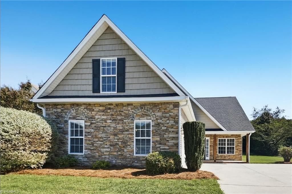 4695 Audrey Drive, Winston-Salem NC 27127