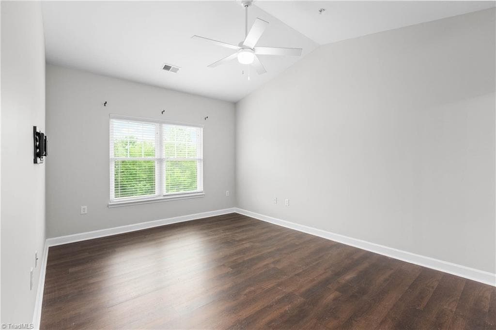 Stick/Site Built at 923 Windcastle Lane # 305, Winston-Salem NC 27105, Winston-Salem, photo 27 of 44