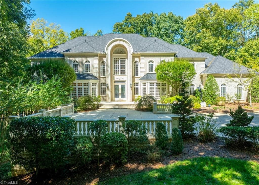 4620 Cherryhill Lane, Winston-Salem NC 27106