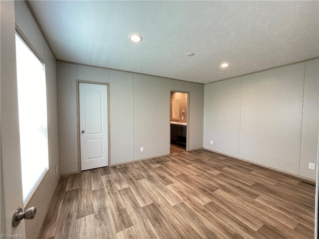 Manufactured Home at 175 Howard Lane, Lexington NC 27295, Lexington, photo 27 of 48