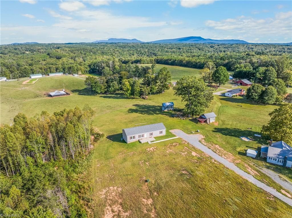 667 Jessup Grove Church Road, Pilot Mountain NC 27041