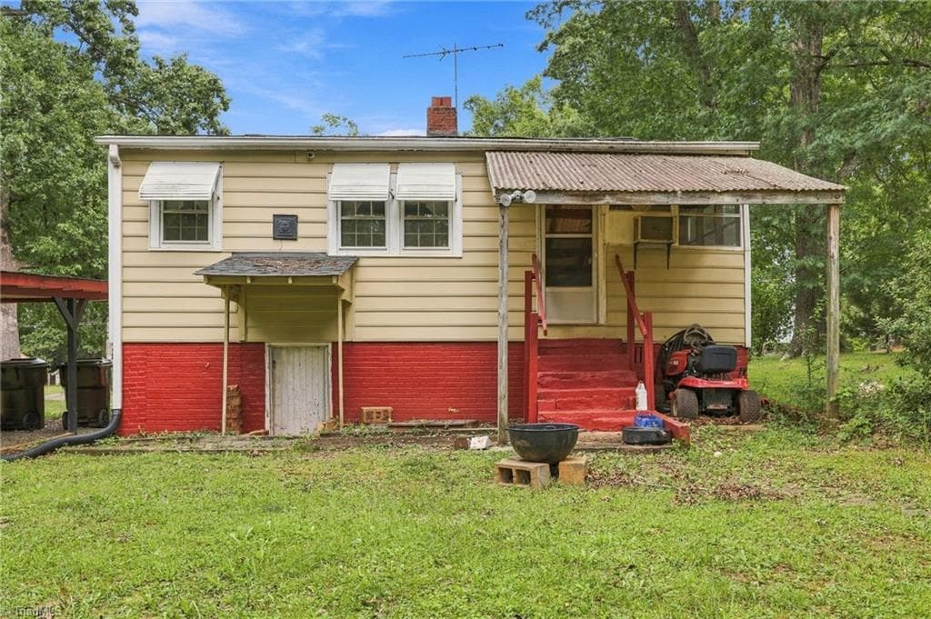 Stick/Site Built at 1415 Pointer Street, Roxboro NC 27573, photo 20 of 39