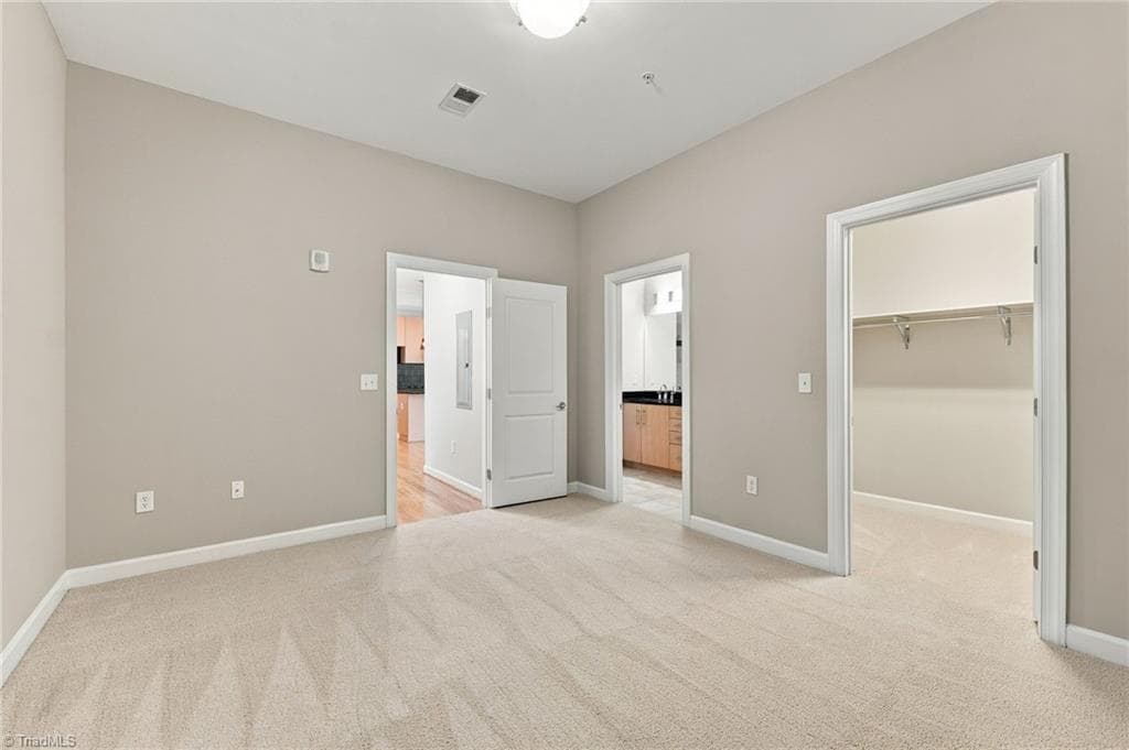 Stick/Site Built at 201 N Elm Street # 701, Greensboro NC 27401, photo 18 of 34