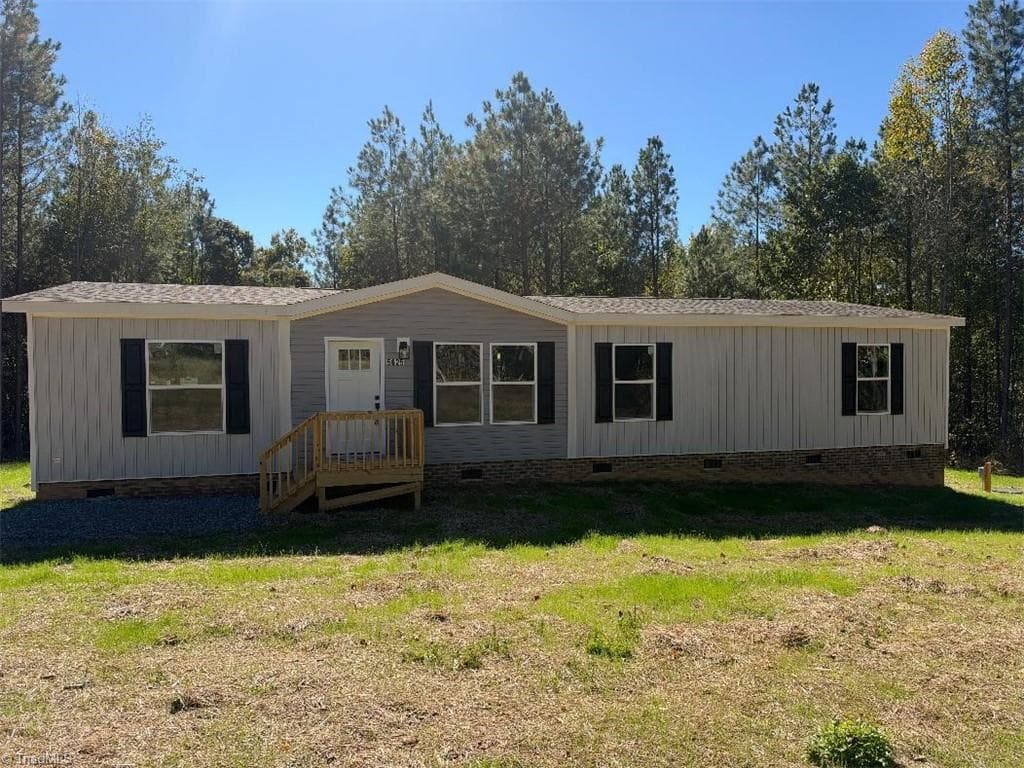 Manufactured Home at 5625 W US Highway 64, Lexington NC 27295, photo 21 of 25