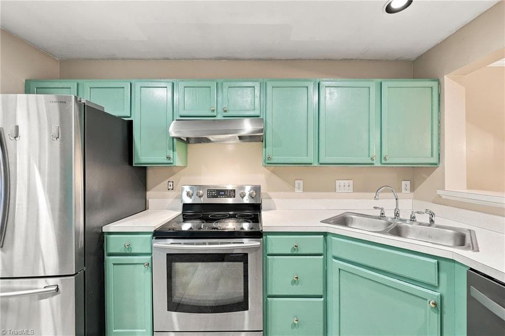 Stick/Site Built at 6471 Bellcross Trail, Whitsett NC 27377, Whitsett, photo 12 of 47