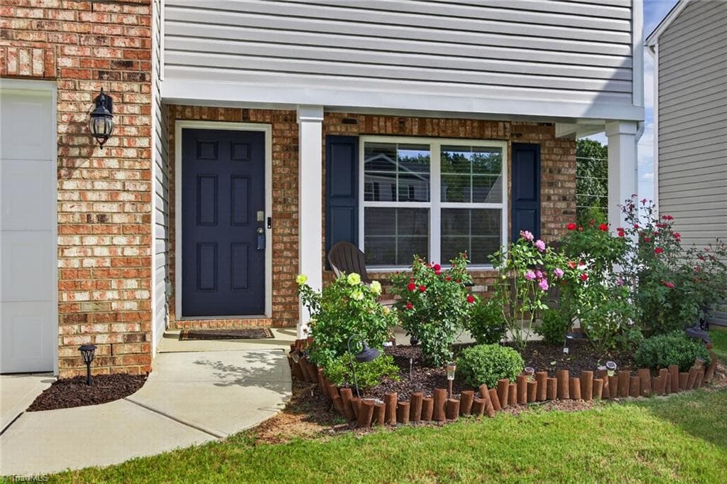 Stick/Site Built at 3549 Cash Drive, Winston-Salem NC 27107, Winston-Salem, photo 3 of 29