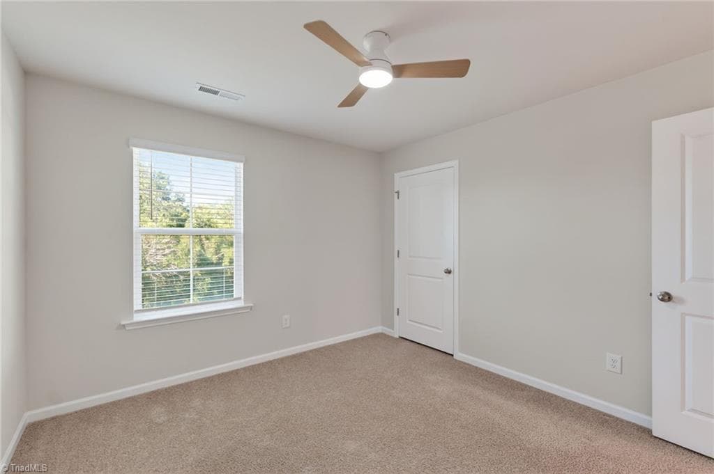 Stick/Site Built at 1033 Broadlands Way, Graham NC 27253, photo 27 of 50