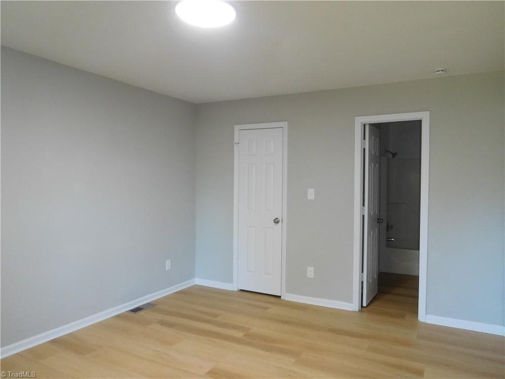 Stick/Site Built at 3711 Country Club Road, Winston-Salem NC 27104, Winston-Salem, photo 10 of 20