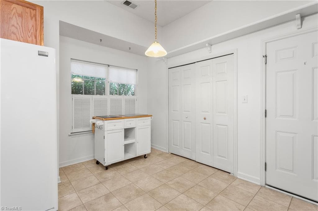 Stick/Site Built at 1204 Satinwood Drive, Greensboro NC 27410, photo 14 of 29