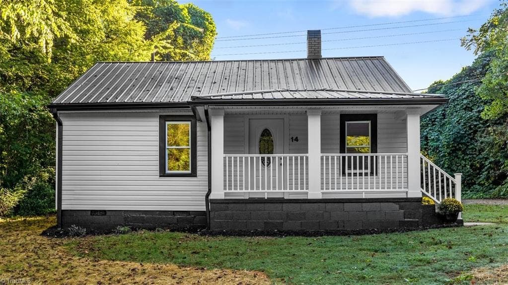 Stick/Site Built at 14 Goodluck Drive, Lexington NC 27292, Lexington, photo 2 of 14