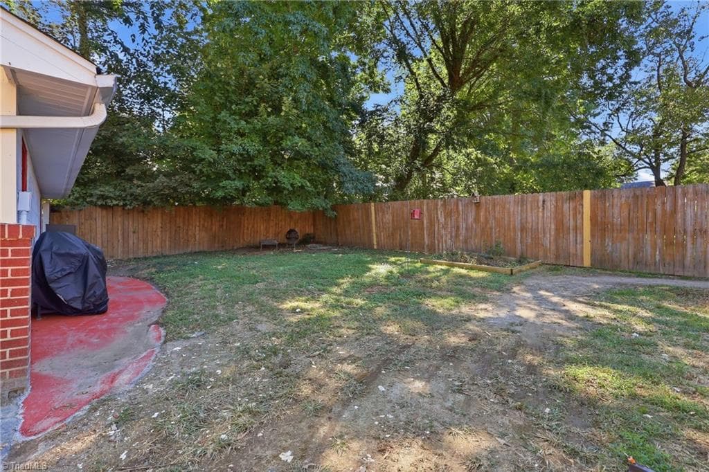 Stick/Site Built at 220 E Parkway Avenue, High Point NC 27262, High Point, photo 61 of 88