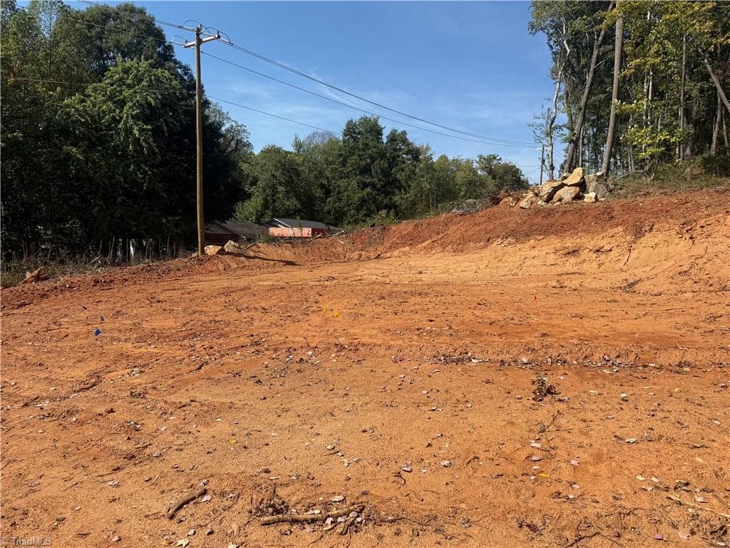 Single Family Residence at 00 N Old 52 Road, Pinnacle NC 27043, photo 4 of 14