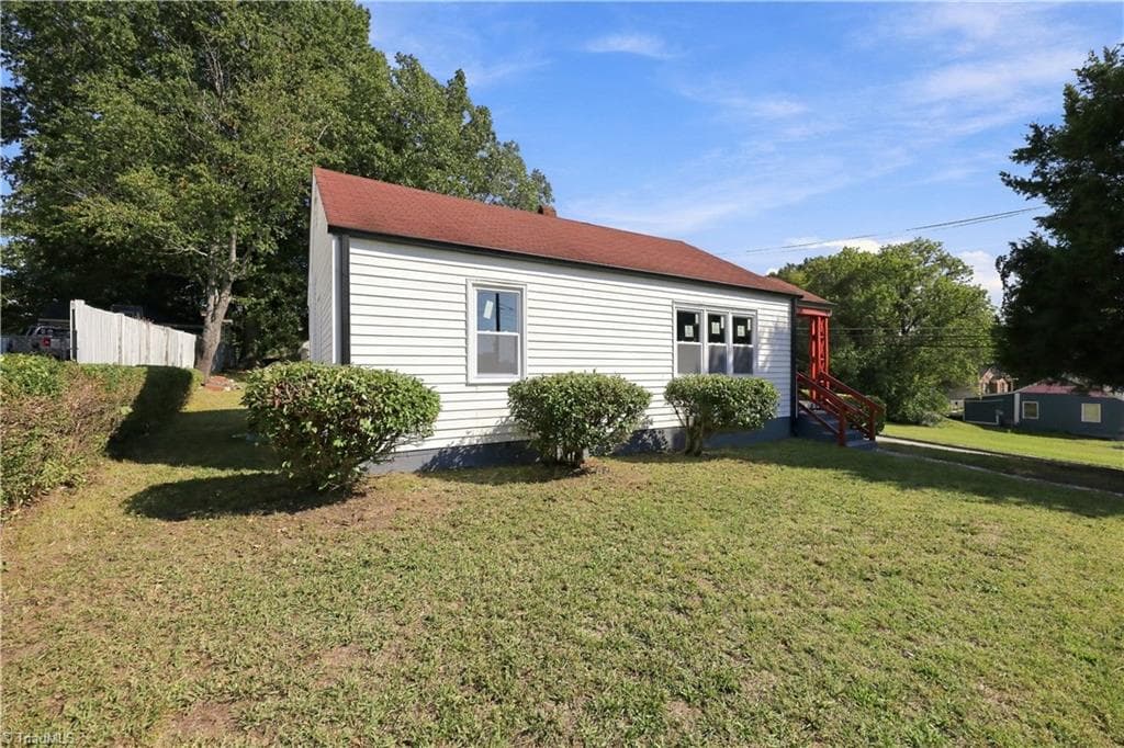 Stick/Site Built at 1113 Benjamin Benson Street, Greensboro NC 27406, Greensboro, photo 11 of 66