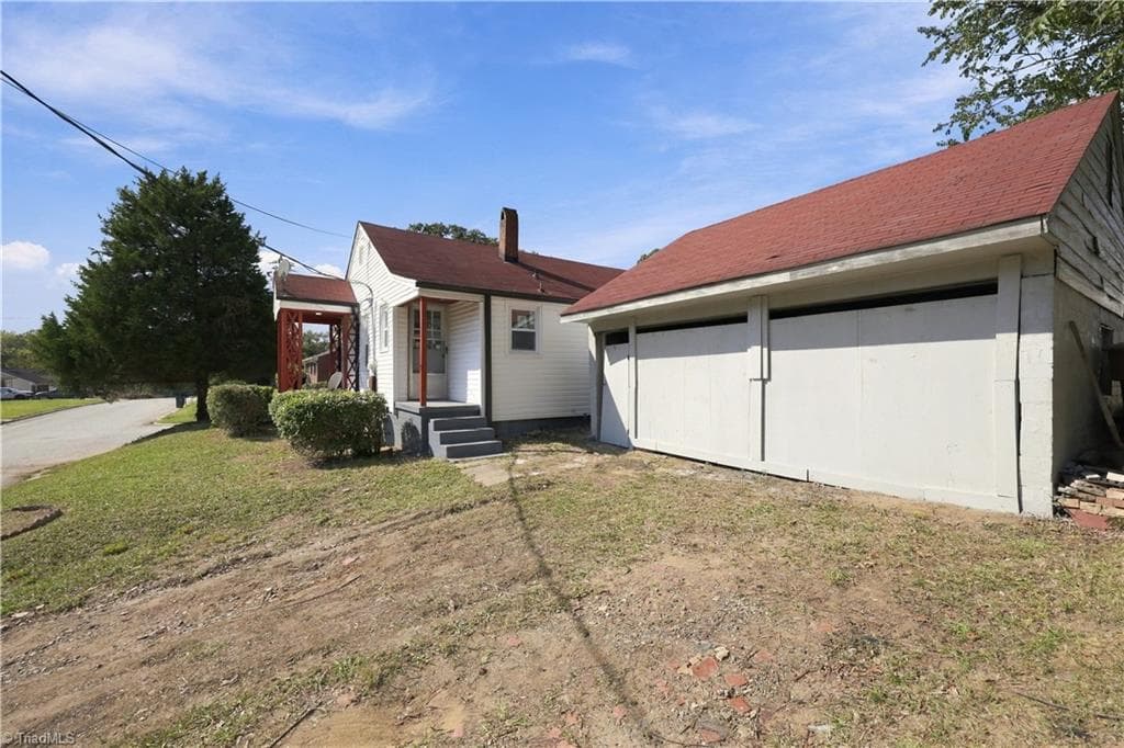 Stick/Site Built at 1113 Benjamin Benson Street, Greensboro NC 27406, Greensboro, photo 7 of 66