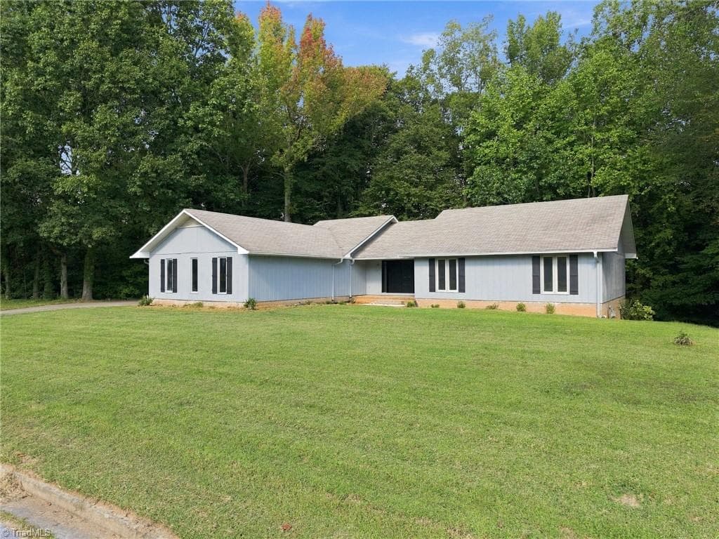 Stick/Site Built at 110 Sycamore Road, Salisbury NC 28147, Salisbury, photo 2 of 47