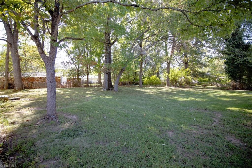 Stick/Site Built at 941 Brownwood Drive, Winston-Salem NC 27105, Winston-Salem, photo 18 of 19