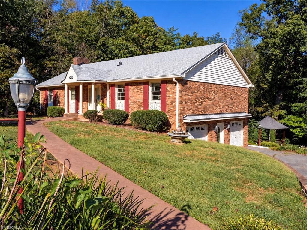 5620 Clinedale Court, Pfafftown NC 27040