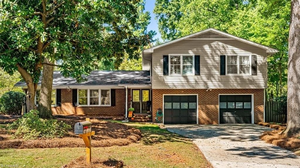 801 Winview Drive, Greensboro NC 27410