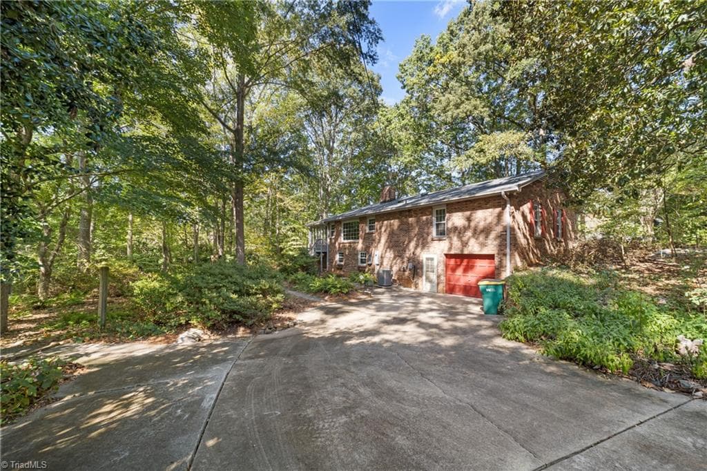 Stick/Site Built at 6700 Skylark Road, Pfafftown NC 27040, Pfafftown, photo 33 of 43
