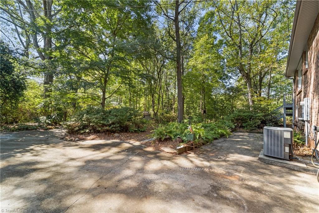 Stick/Site Built at 6700 Skylark Road, Pfafftown NC 27040, Pfafftown, photo 39 of 43