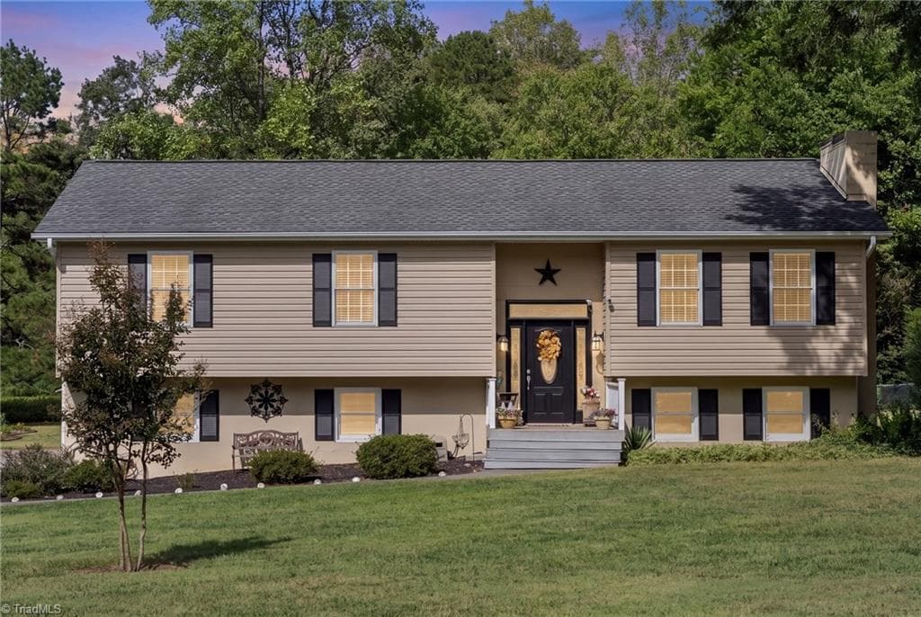 Stick/Site Built at 486 Lori Lane, Winston-Salem NC 27127, Winston-Salem, photo 3 of 94
