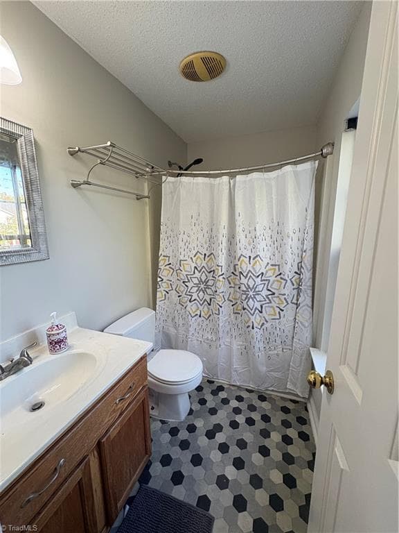 Stick/Site Built at 4712 Chestfield Lane, Greensboro NC 27407, photo 17 of 22