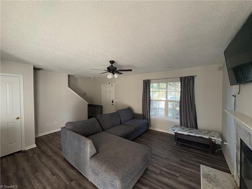 Stick/Site Built at 4712 Chestfield Lane, Greensboro NC 27407, photo 5 of 22