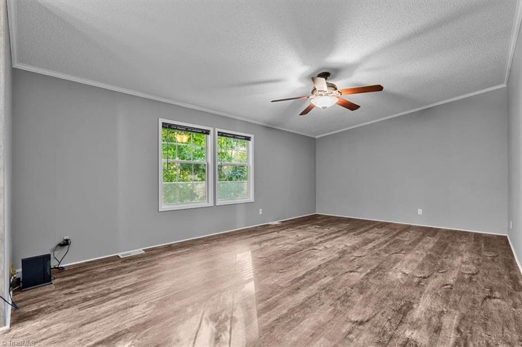 Manufactured Home at 3182 Bethel Lucas Road, Asheboro NC 27203, Asheboro, photo 11 of 41
