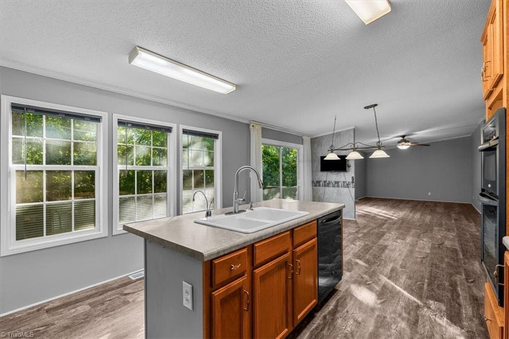 Manufactured Home at 3182 Bethel Lucas Road, Asheboro NC 27203, Asheboro, photo 8 of 41