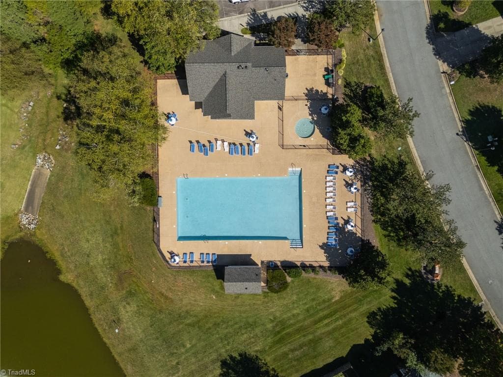 Stick/Site Built at 2926 Shady View Drive, High Point NC 27265, High Point, photo 97 of 100