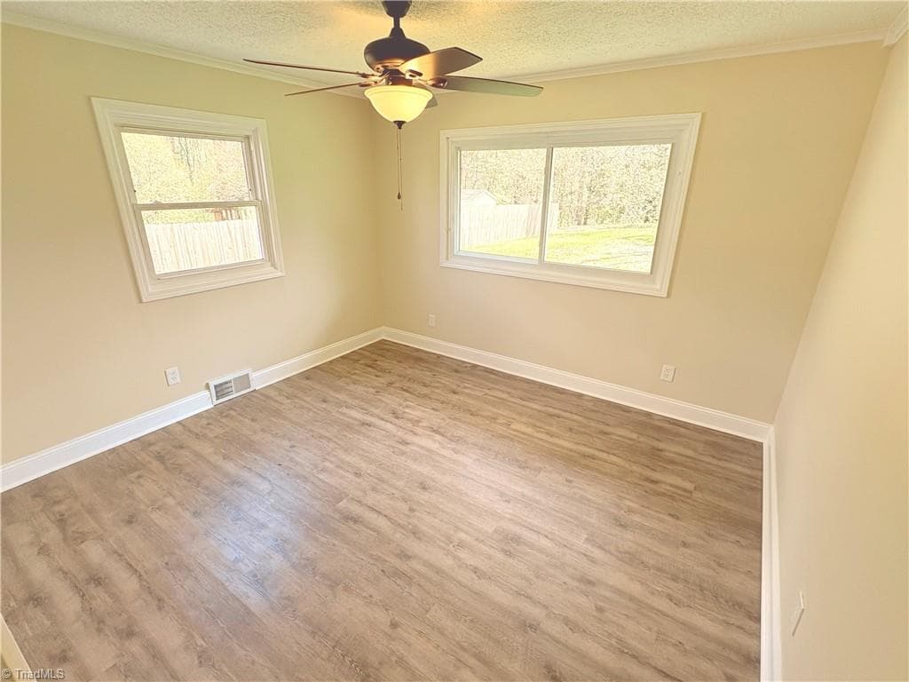 Stick/Site Built at 118 Lakeview Circle, Thomasville NC 27360, Thomasville, photo 17 of 30