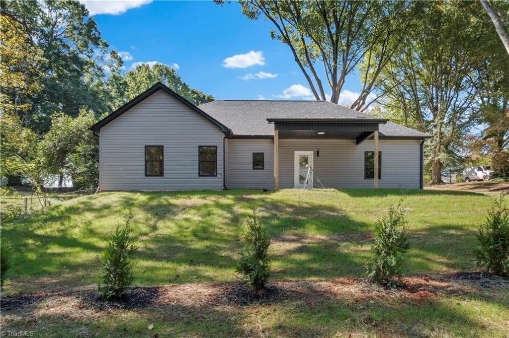 Stick/Site Built at 2303 Frederick Drive, Winston-Salem NC 27103, Winston-Salem, photo 26 of 27