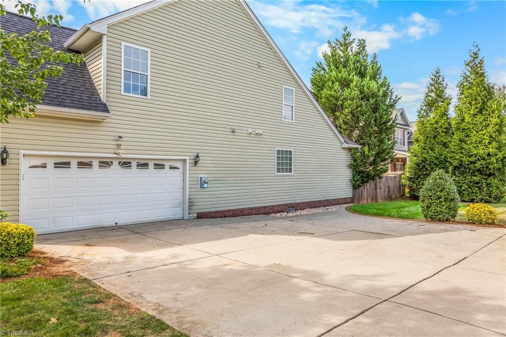 Stick/Site Built at 4107 Laurel Creek Drive, Greensboro NC 27405, photo 23 of 25