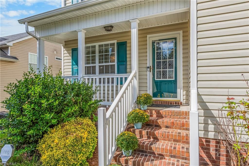 Stick/Site Built at 4107 Laurel Creek Drive, Greensboro NC 27405, photo 2 of 25