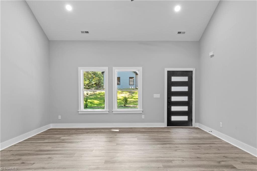 Stick/Site Built at 2309 Frederick Drive, Winston-Salem NC 27103, Winston-Salem, photo 6 of 29