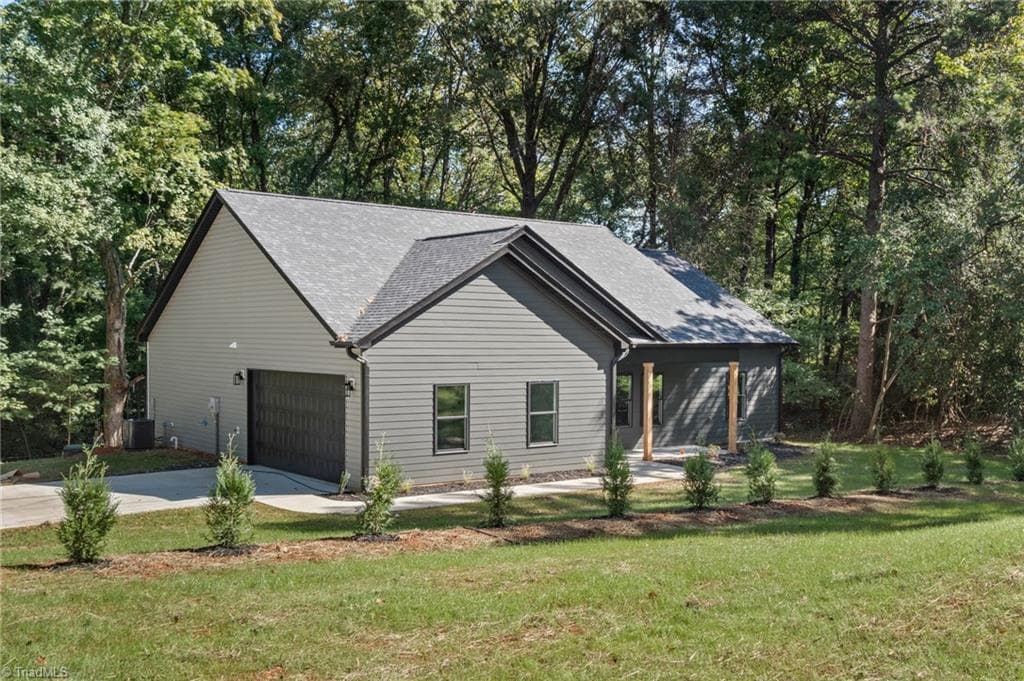Stick/Site Built at 2309 Frederick Drive, Winston-Salem NC 27103, Winston-Salem, photo 28 of 29