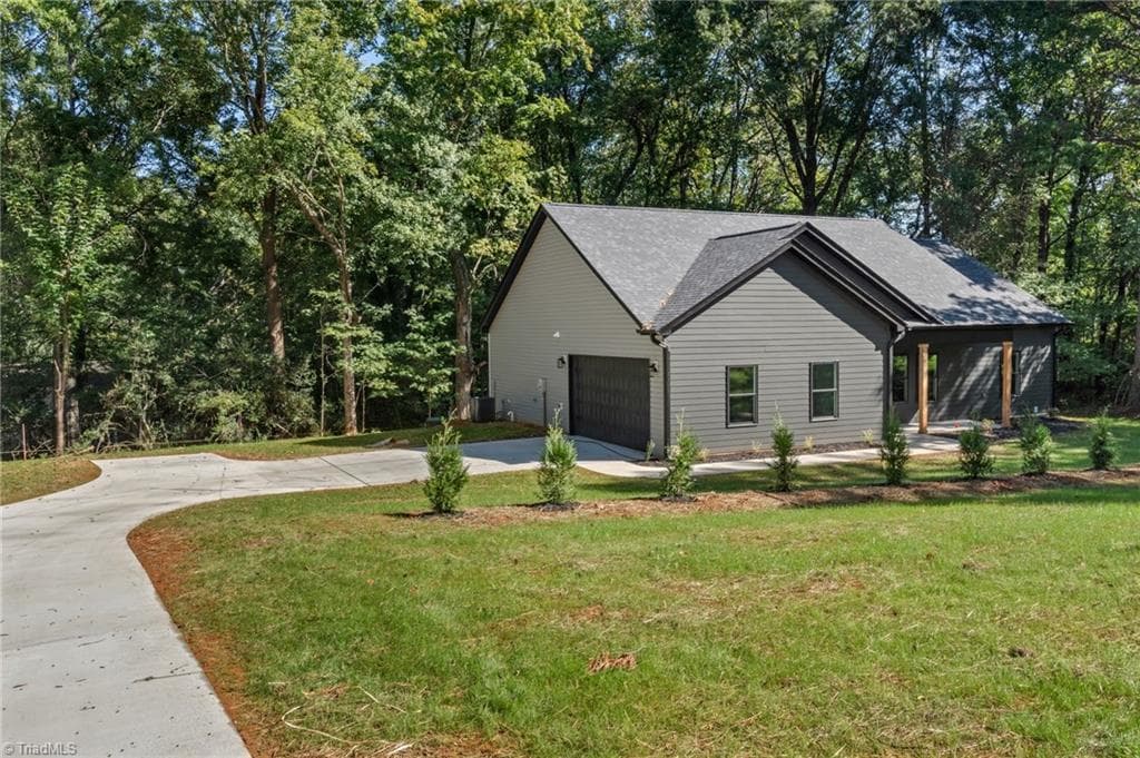 Stick/Site Built at 2309 Frederick Drive, Winston-Salem NC 27103, Winston-Salem, photo 29 of 29