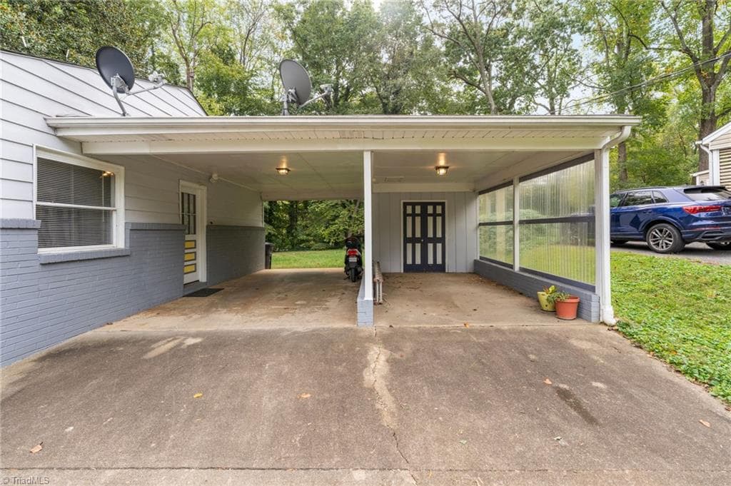Stick/Site Built at 1609 Normandy Lane, Winston-Salem NC 27103, Winston-Salem, photo 28 of 31