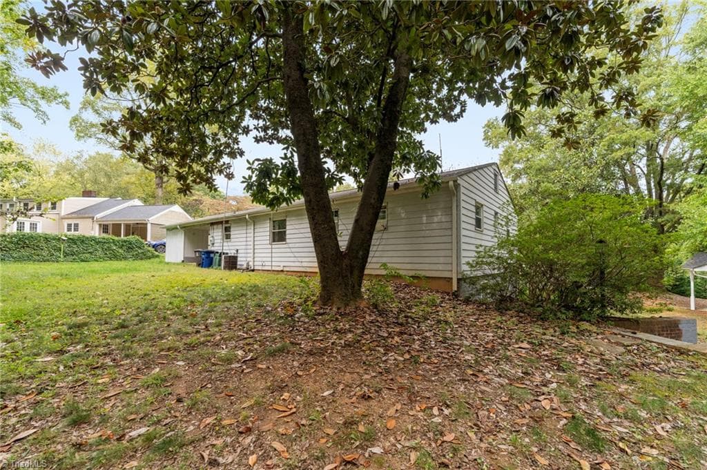 Stick/Site Built at 1609 Normandy Lane, Winston-Salem NC 27103, Winston-Salem, photo 25 of 31