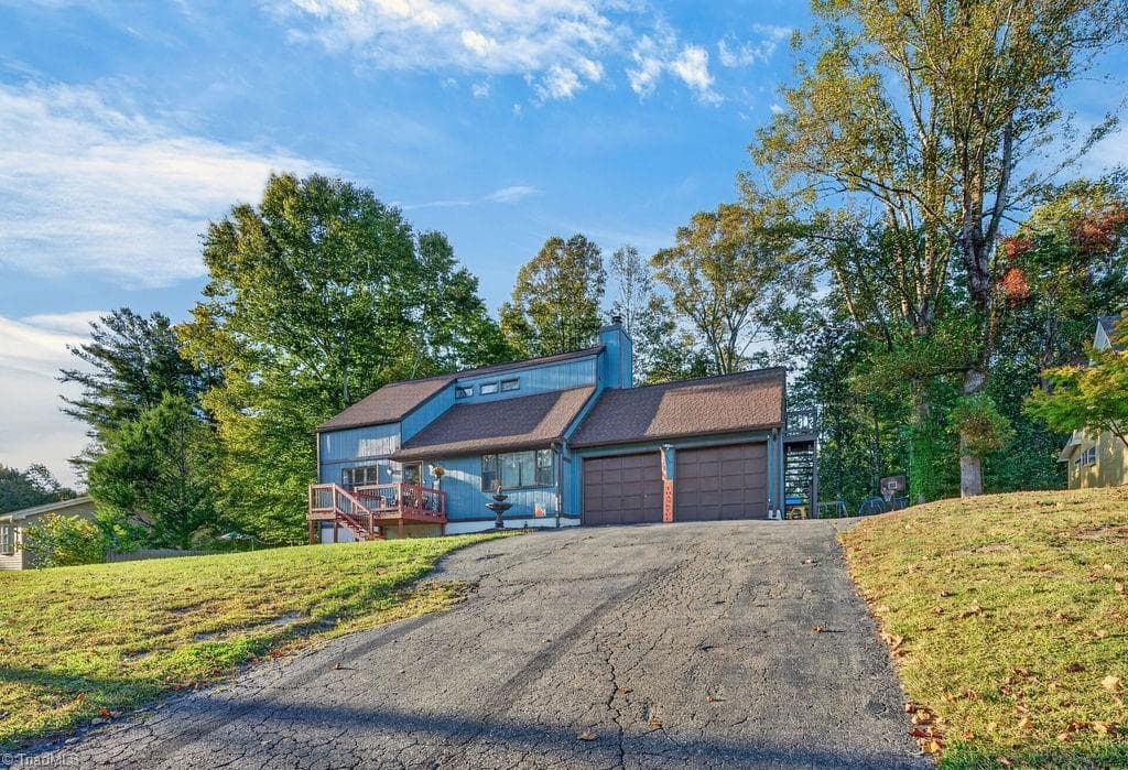 232 Country Club Road, Mount Airy NC 27030