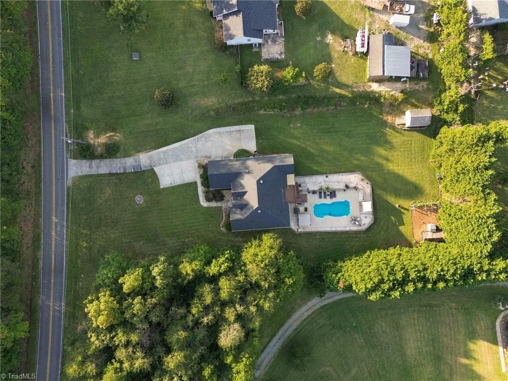 Stick/Site Built at 2929 Durham Street, Burlington NC 27217, Burlington, photo 81 of 86